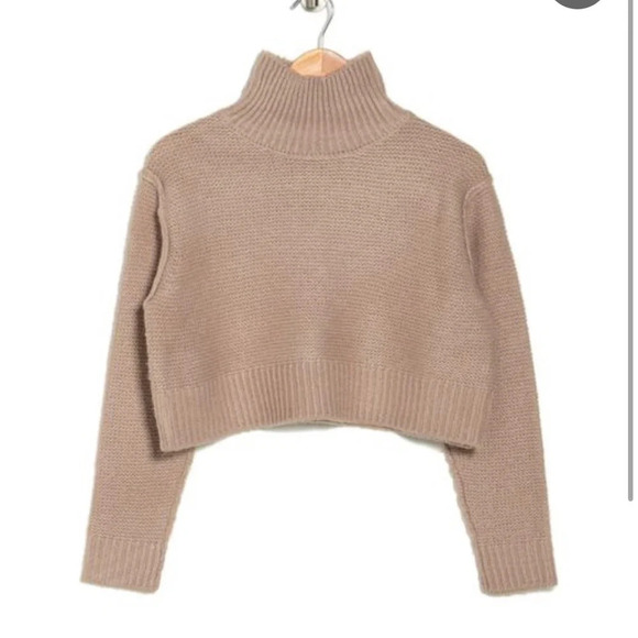 Elodie  Cropped Knit Sweater in grey - Picture 1 of 7
